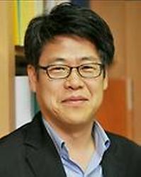 Dean of the Graduate School of Labor Studies